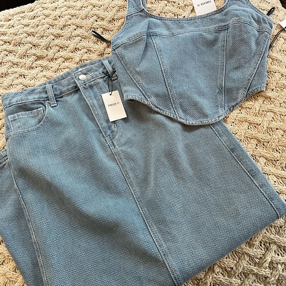 NEW 2pc Forever 21 Denim Crop Top & Skirt Chevron pattern Med Denim Small Medium - Picture 14 of 16